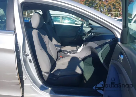 2013 Hyundai Sonata Gls z USA, uszkodzony, nr VIN 5NPEB4AC8DH592160